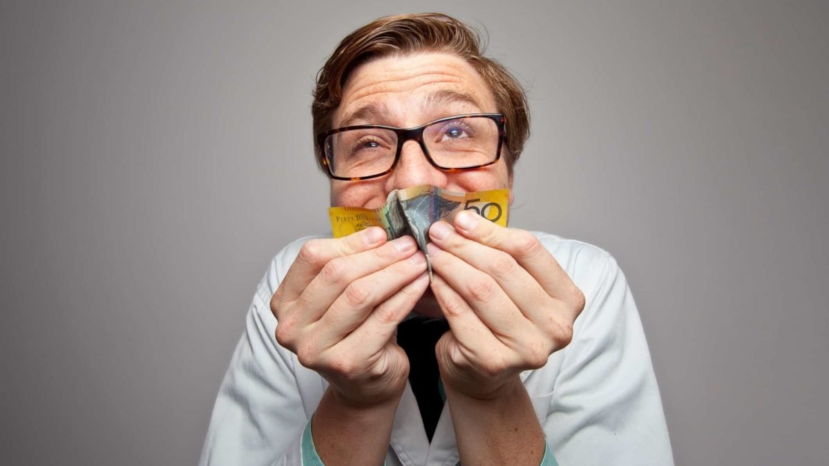 3 ASX 200 dividend shares that just hiked their payouts