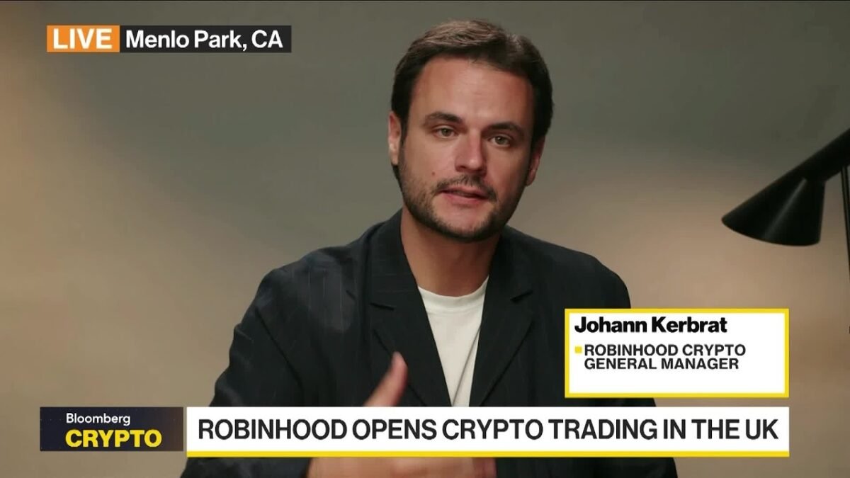 Robinhood Sees More Flows Into Bitcoin ETFs