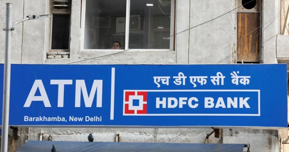 HDFC Bank shares hit fresh 52-week low. Should investors be worried?