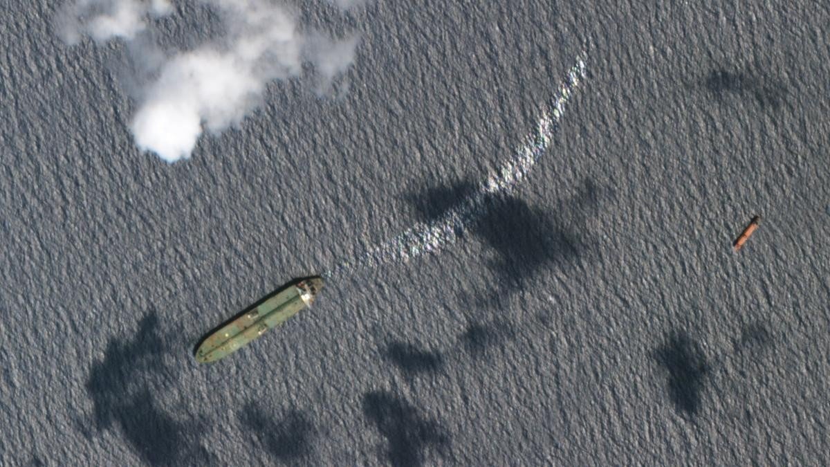 Satellite Images Show Seven Tankers Loading Iraqi Crude at Once
