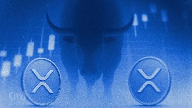 Why Did the XRP Price Rally Beat Every Top-10 Coin Without an Altcoin Season?