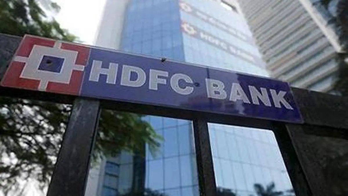 Why HDFC Bank shares falling today? Key factors to watch