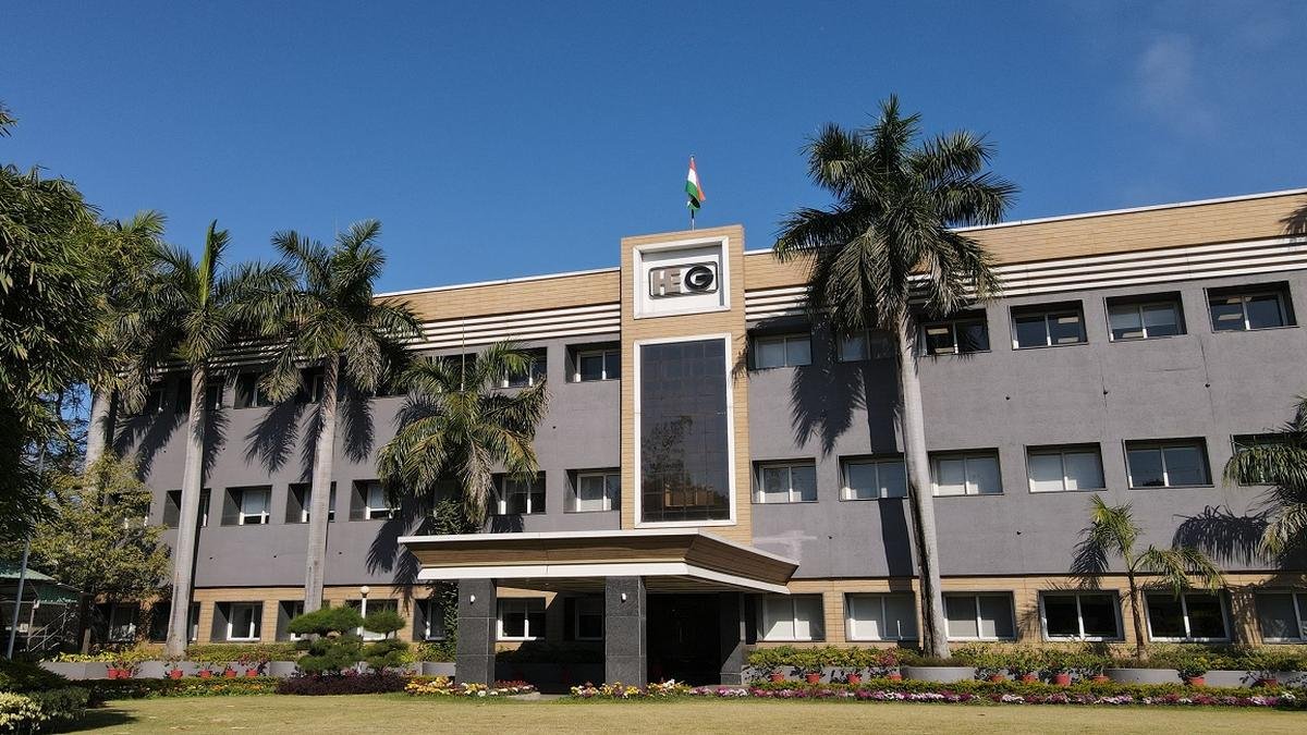 HEG fixes September 7 as record date for demeger
