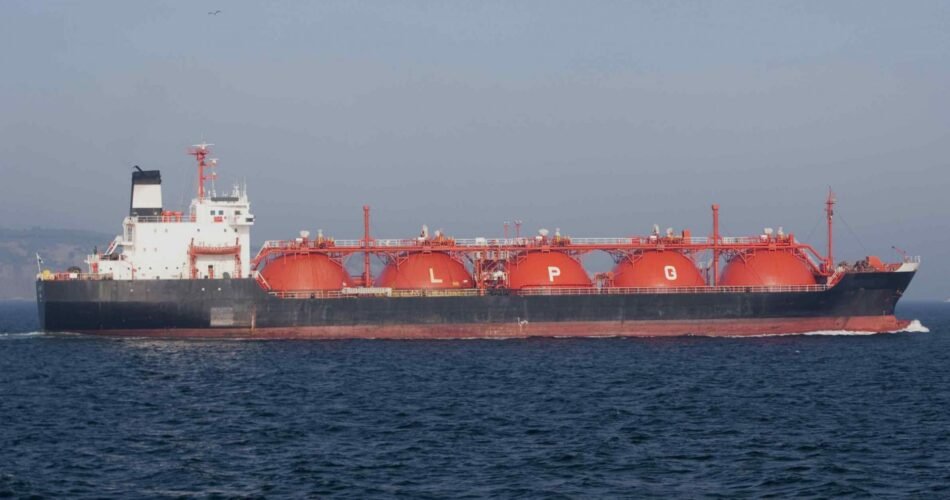 Strait of Hormuz Ship Traffic Remains Well Below Average Amid Ongoing Regional Tensions