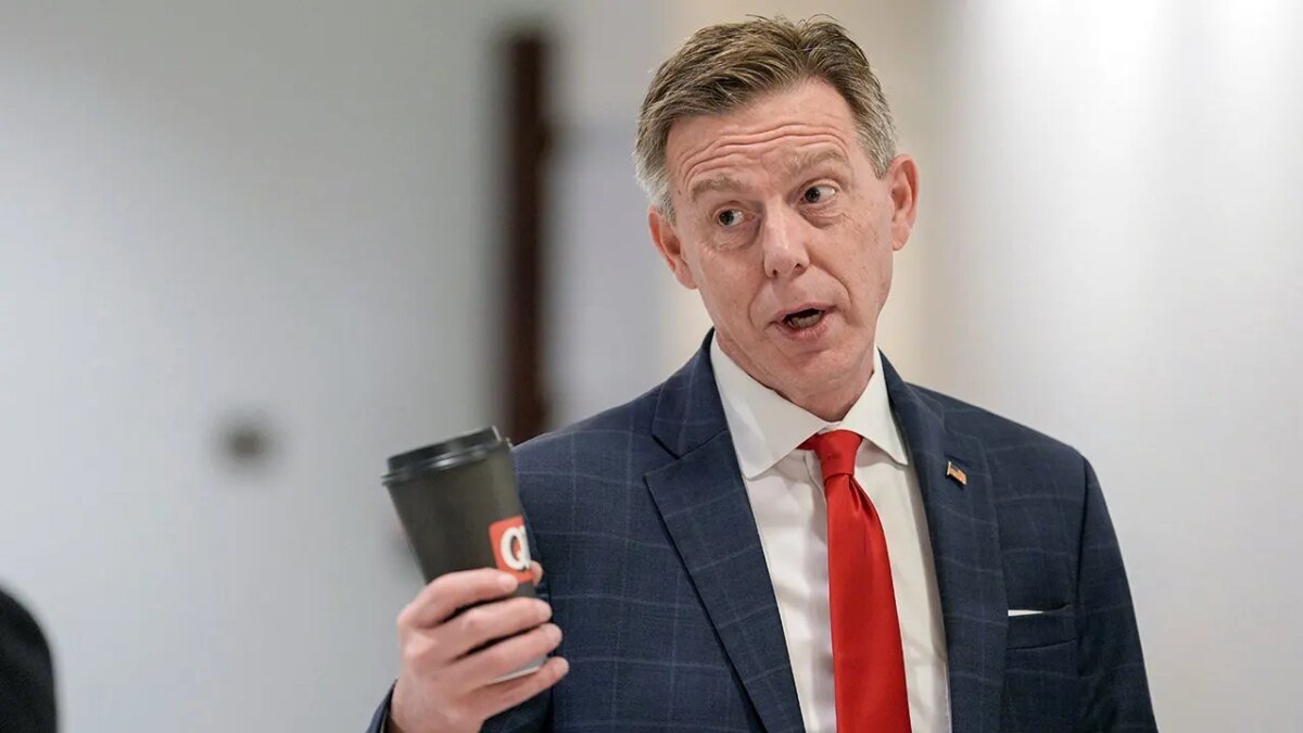 Trump-endorsed candidate clears key hurdle in red state gubernatorial race