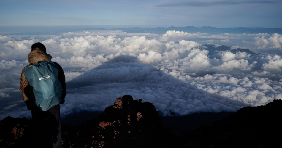Seven-year-old boy forced to hike Mt. Fuji alone after dad, older brother abandon him
