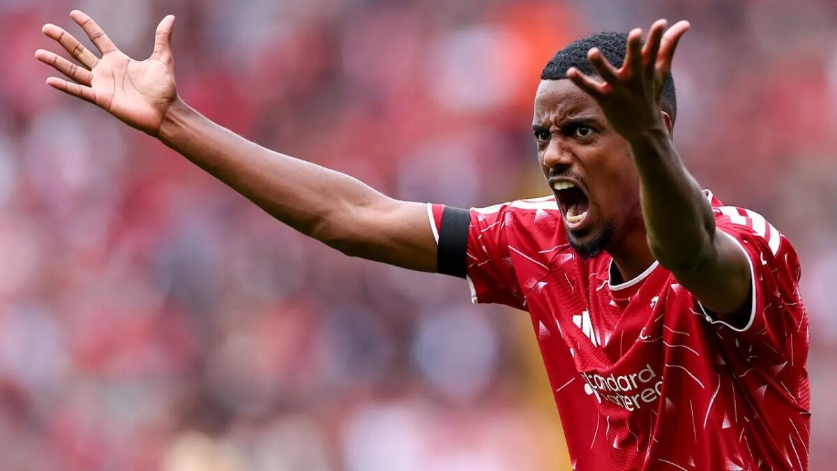 Social media rips dude who snatched Liverpool star’s match-worn jersey from two kids … or did he?