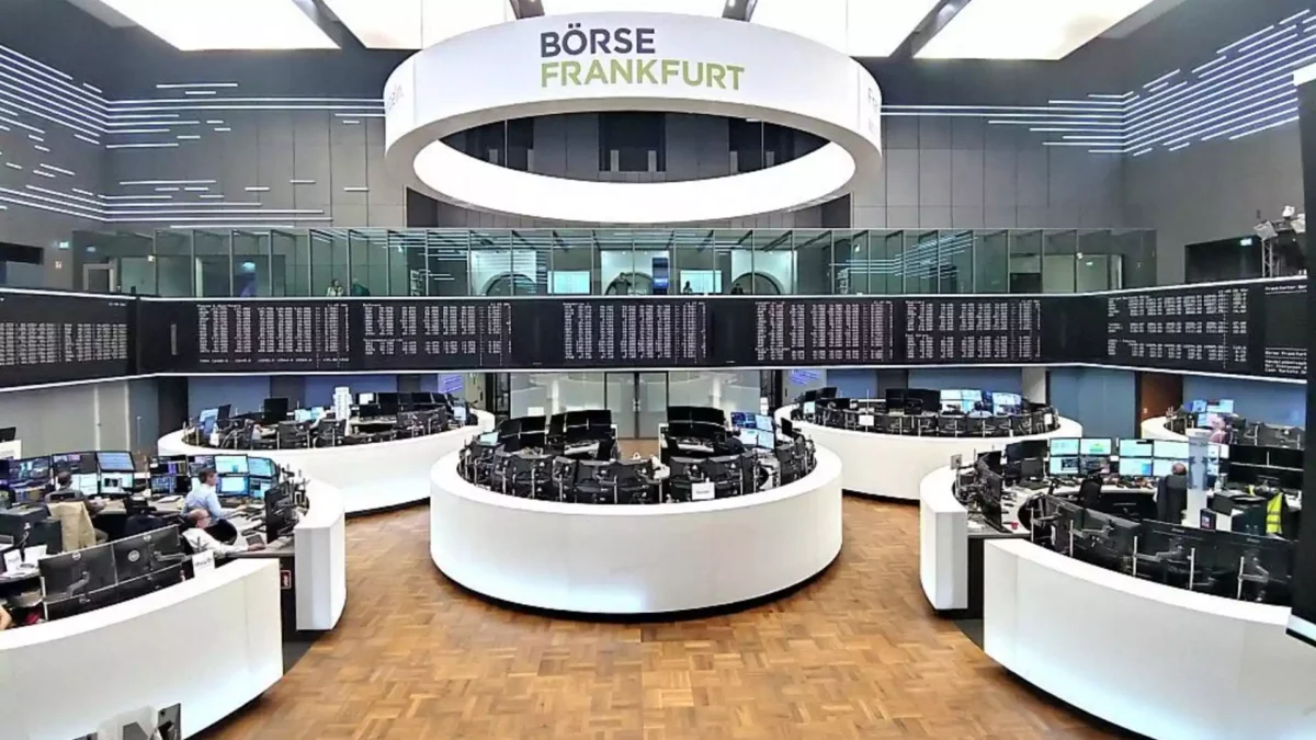 Dax klettert auf neues Rekordhoch – Autoaktien treiben den Markt