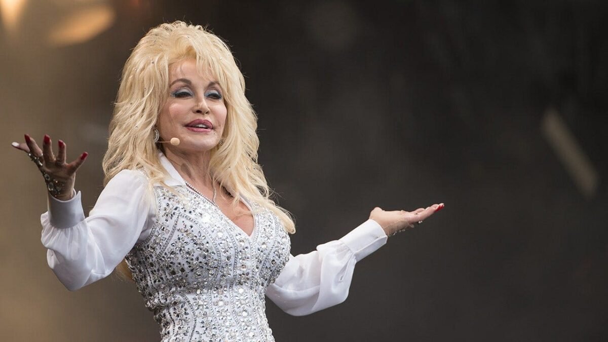 Mayor argues lowering flag for Dolly Parton could ‘lesson’ meaning of gesture