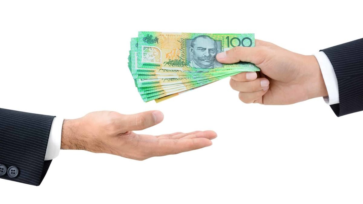 If I invest $15,000 in Fortescue shares, how much passive income will I receive in 2027?