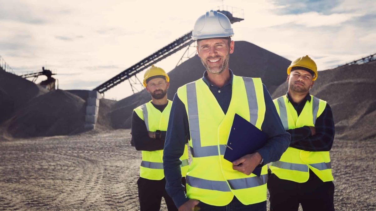 ASX 200 mining shares outperform in final week of earnings season