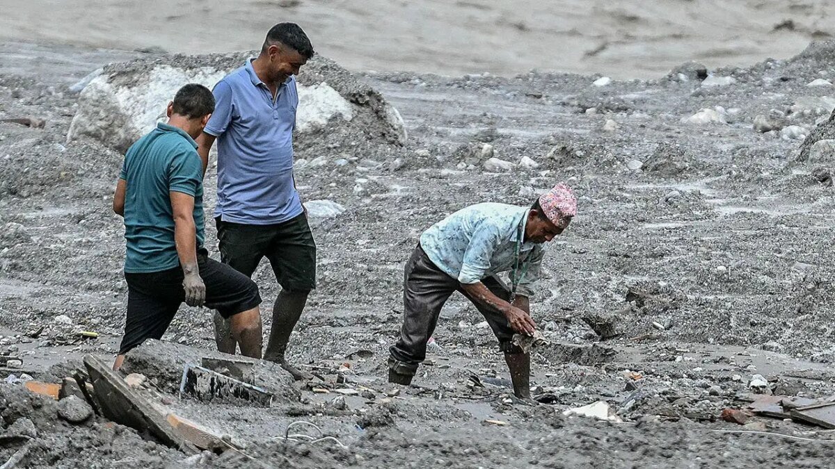 Son of American who went missing after Nepal flash flood pleads for help