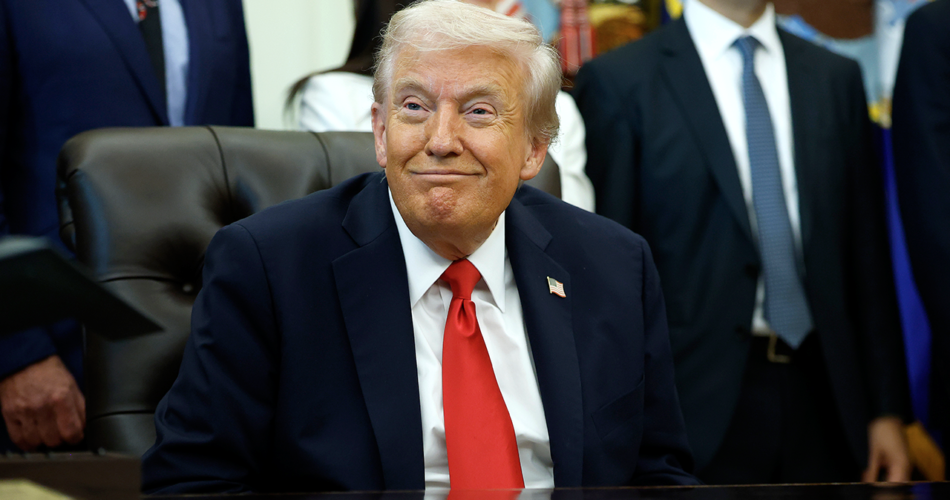 Senate Democrats approve Trump tariff authority in Russia sanctions