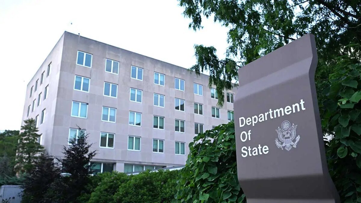 Trump administration plans to revoke visas of 200,000 asylum seekers: report