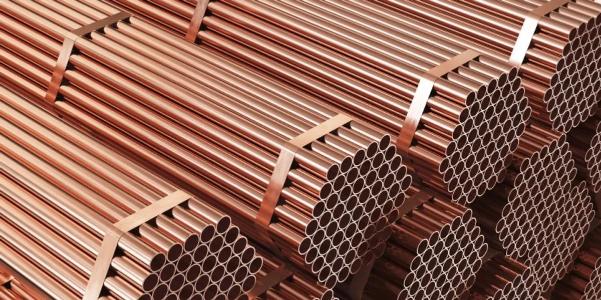 Copper Prices Near Record Levels as LME Inventories Sink on Tariff Fears