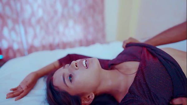 Indian hot lady lost her sex virginity in her first suhagrat night